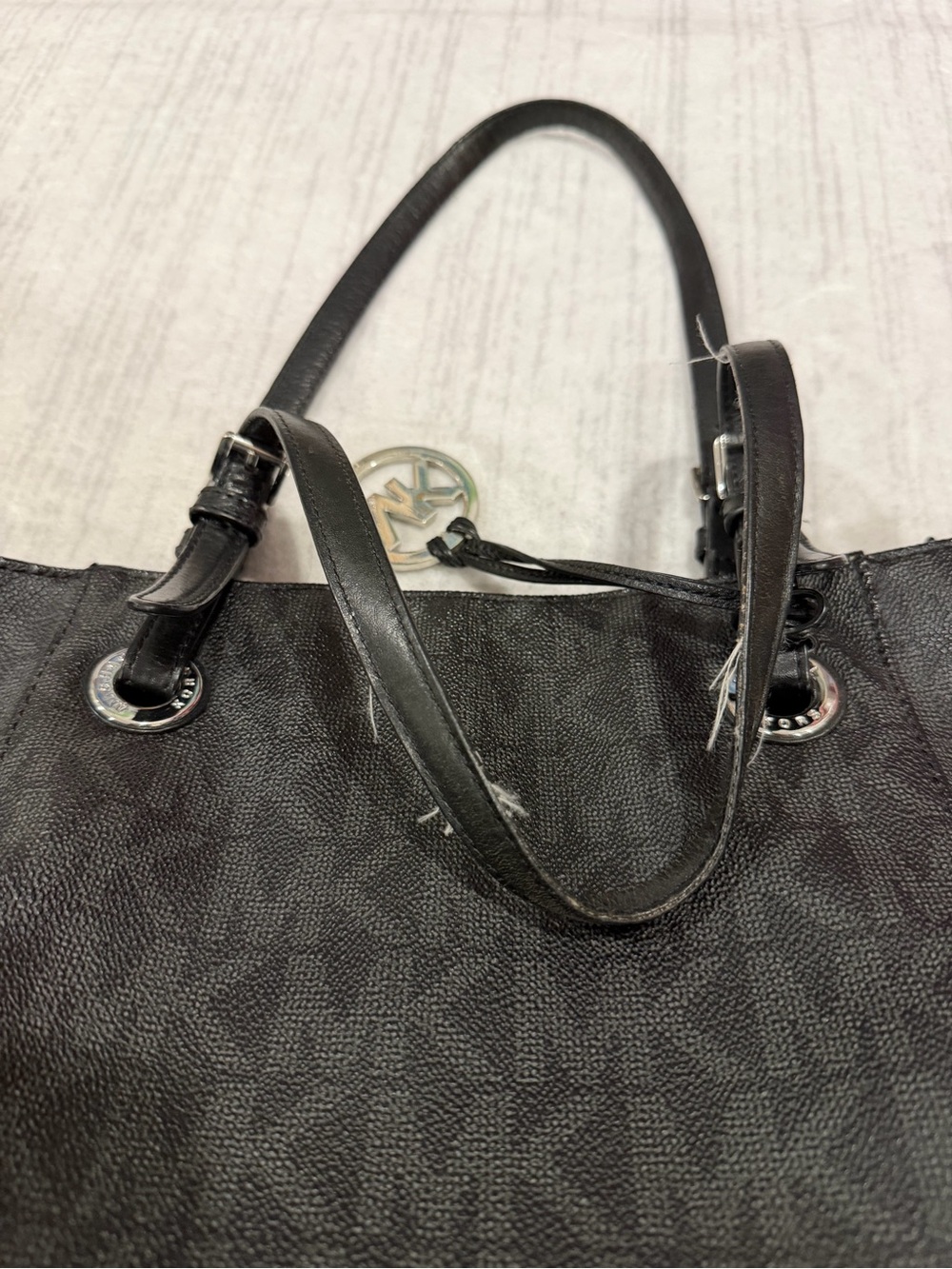 Michael Kors Black Leather Shoulder Bag with Logo Charm